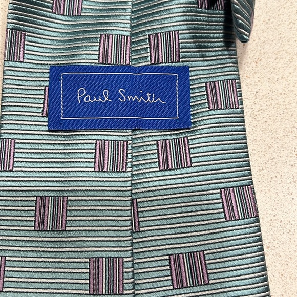 🔴Paul Smith 100% Silk NeckTie Made in England - Picture 3 of 8